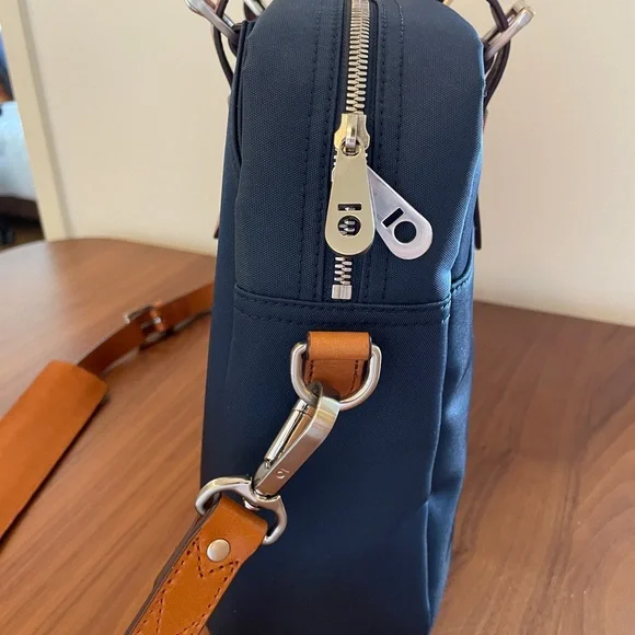 Stuart and Law The Cary Briefcase (Single) - Picture 5 of 7